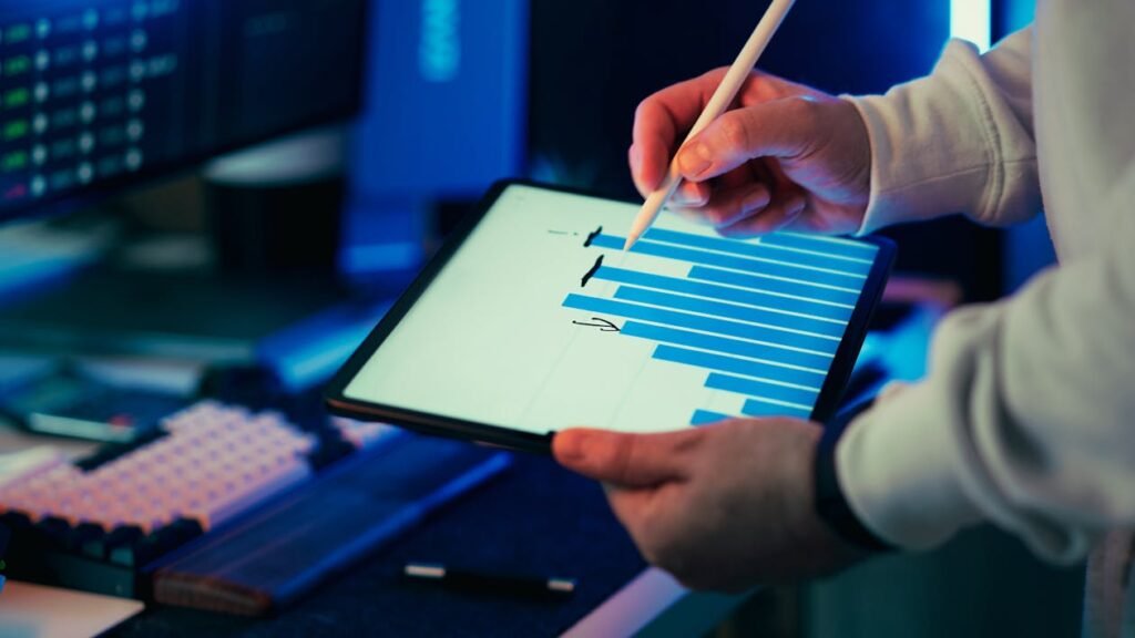 SEO-Analyse auf Bildschirm – SEO für Fahrschulen