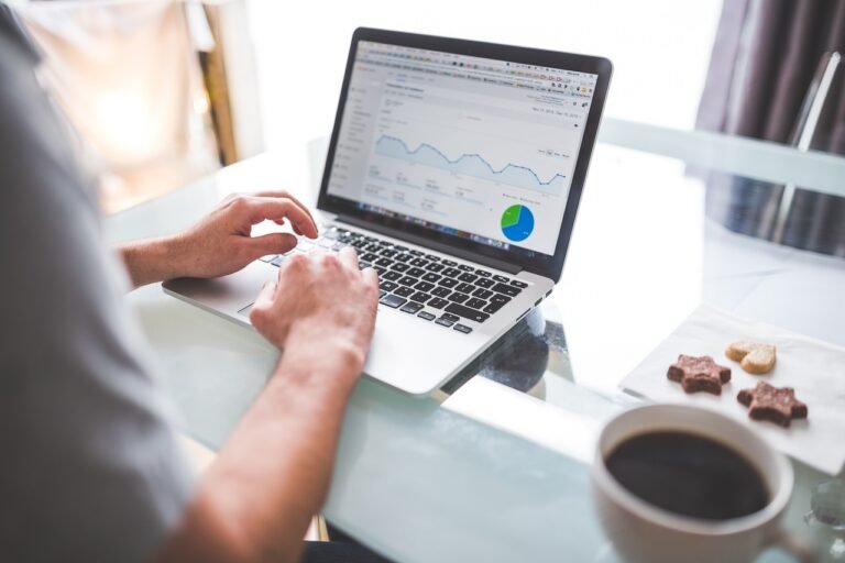 AI SEO – Wie künstliche Intelligenz die Suchmaschinenoptimierung verändert und was Unternehmen jetzt tun müssen Webdesign - David - Keiser - Website - erstellen - lassen