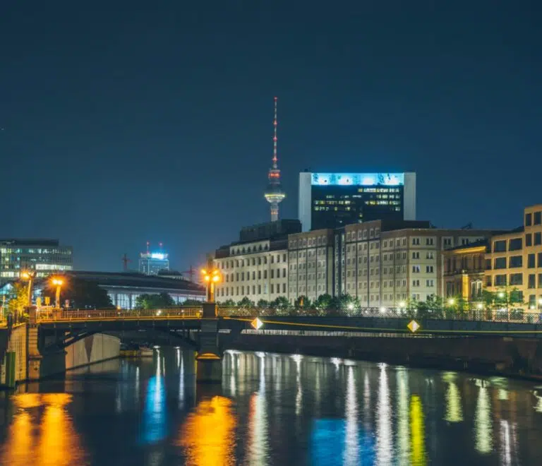 Website erstellen lassen Düsseldorf: Kosten, Ablauf & Tipps Webdesign - David - Keiser - Website - erstellen - lassen